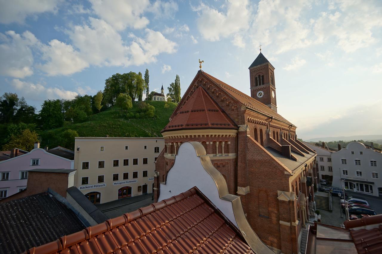 Boutique Hotel Hardthaus Kraiburg am Inn Exterior photo